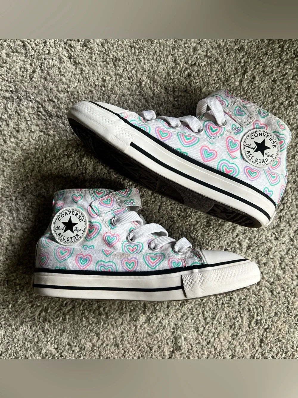 Converse Sneakers Toddler Girls Size 8 High Top Pink Heart Print Chuck Taylor